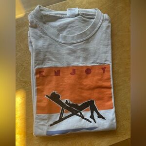 Noah beach graphic short sleeve graphic T-shirt